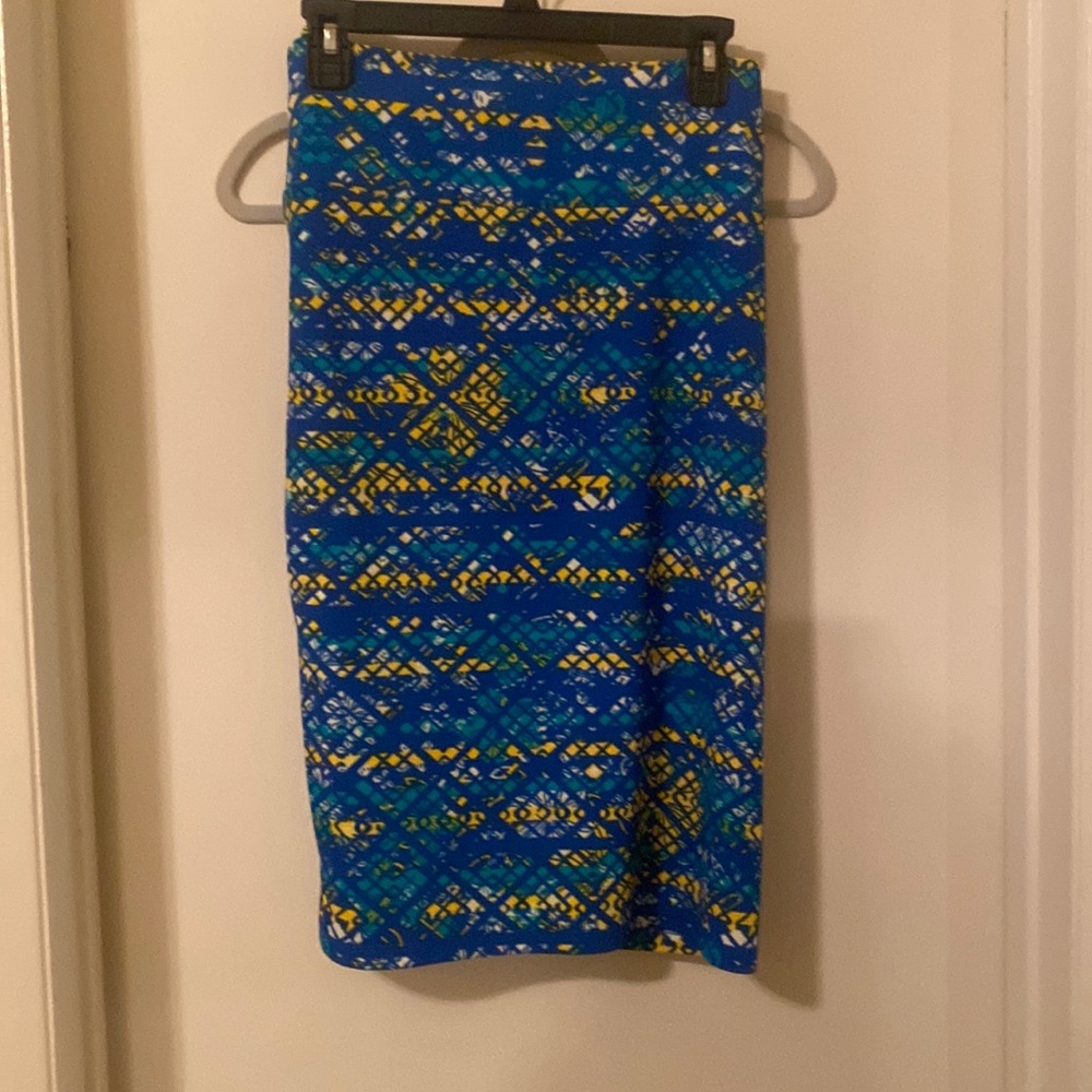 Lake new LuLaRoe Cassie